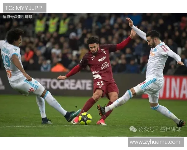 波特诺与蒙得国民的激烈对决揭示足球战术与团队精神的完美结合 波特诺与蒙得国民的激烈对决揭示足球战术与团队精神的完美结合